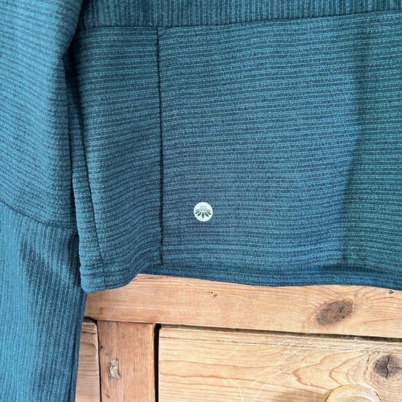 Senita Athletics XS Cowl Neck Sweater Long Sleeve Striped Blue Green Cropped Poc - Picture 3 of 9